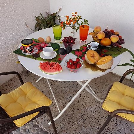Aparthotel Carmona La Serena Pokoj fotografie