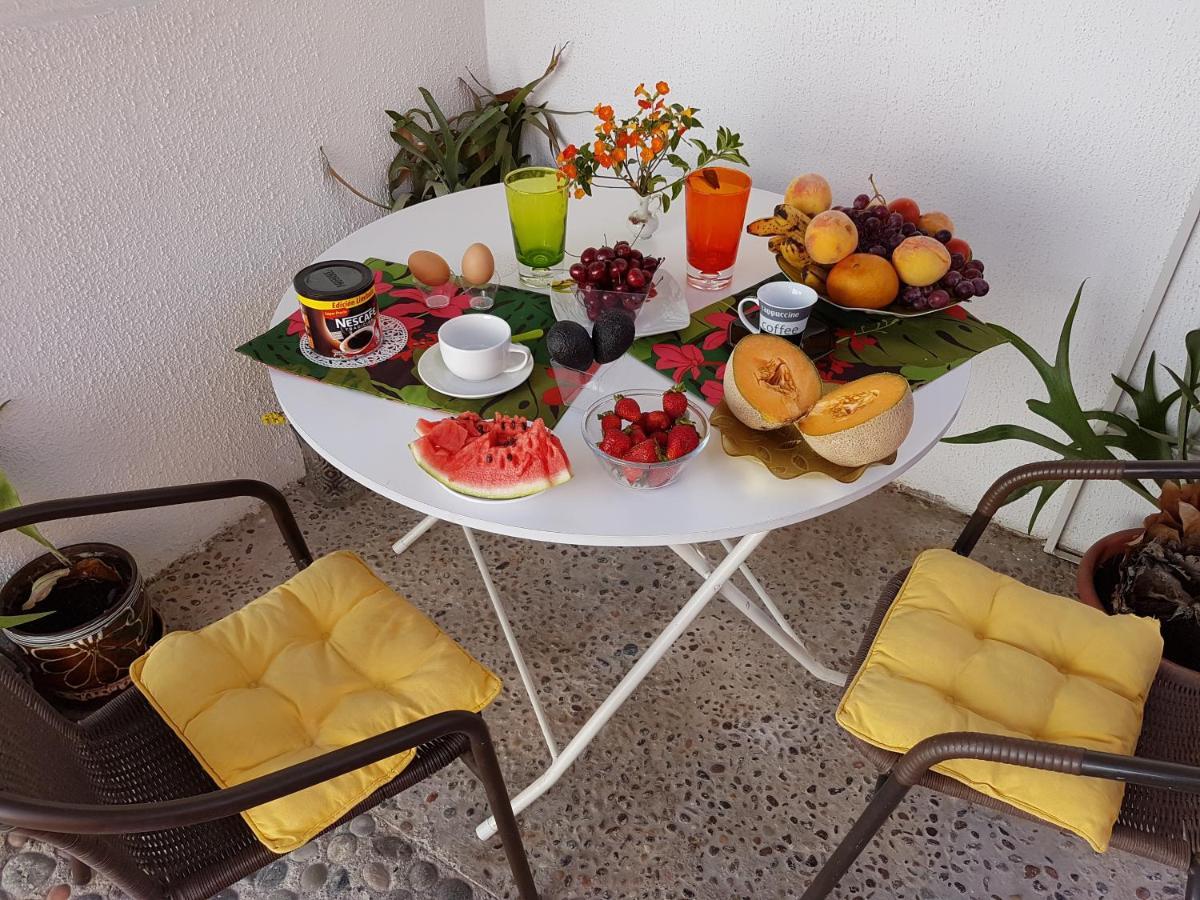 Aparthotel Carmona La Serena Pokoj fotografie